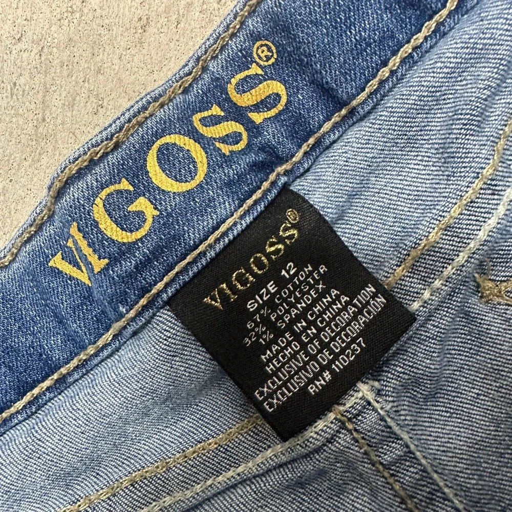 Vigoss Girls Size 12 Denim Shorts Blue Distressed Embellished Applique Jean‎